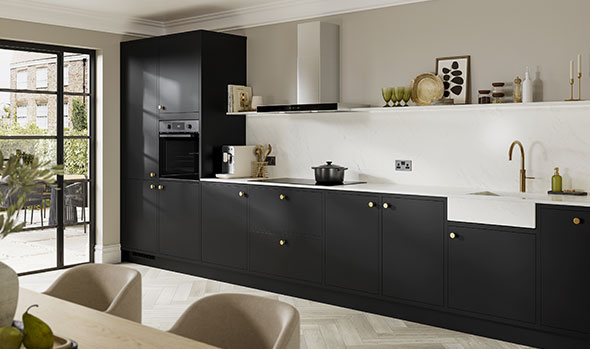 Hockley-Super-Matt-Black-In-Frame