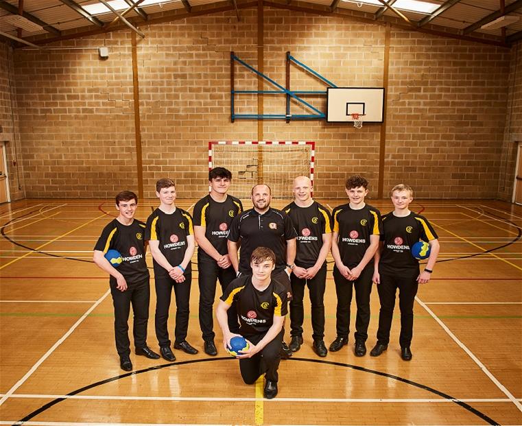 Nick’s handball help Nick’s handball help